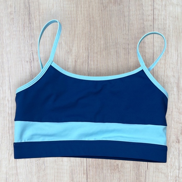 Wilo The Label Blue Colorblock Sports Bra Adjustable Straps Size M - Picture 1 of 3